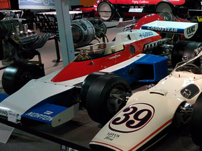 The Harrah Collection's McLaren M16C, on display at the National Automobile Museum in Reno, NV, in May 2014. Licenced by Rahul Nair under Creative Commons licence Attribution-NonCommercial 2.0 Generic. Original image has been cropped.