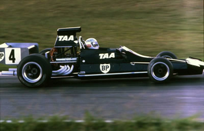 Jon Davison at Oran Park in 1975. Copyright Terry Walker 2006. Used with permission. Jon Davison at Oran Park in 1975. Copyright Terry Walker 2006. Used with permission.