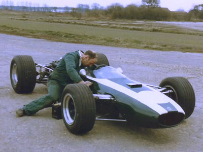 Keith Finney tends to John Hardman's Cooper T79 during tests at Coningsby Airfield in the early 1970s. Copyright John Walmsley 2015. Used with permission.