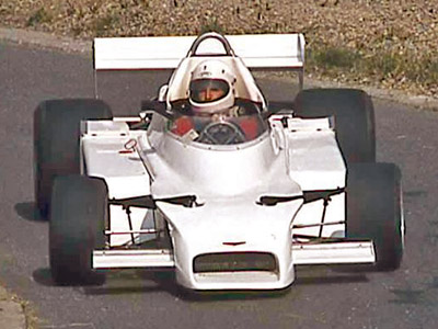 Steve Lees in his Chevron at Harewood in July 1982. Copyright Steve Wilkinson 2020. Used with permission.